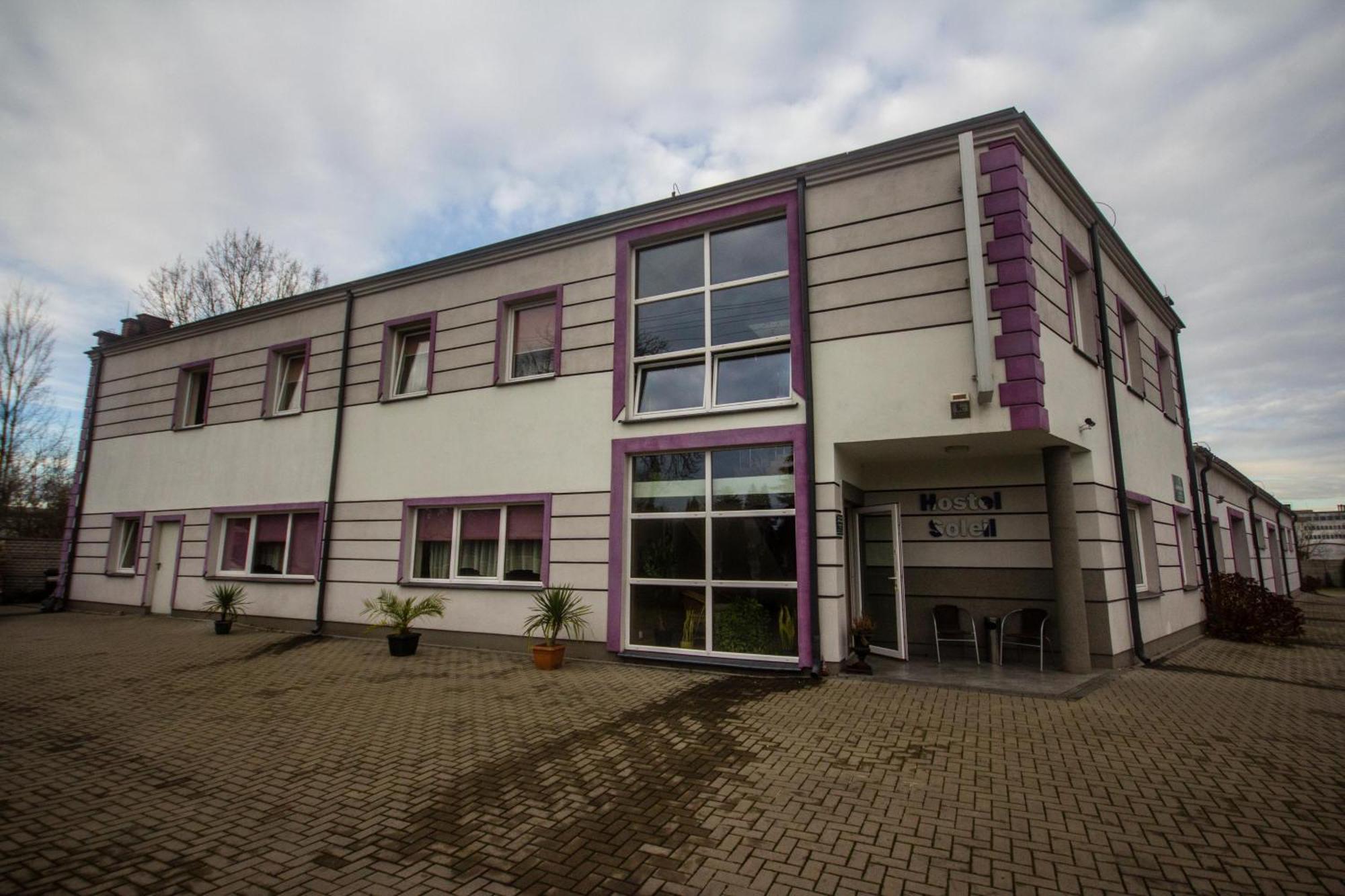 Hostel Soleil Кутно Экстерьер фото